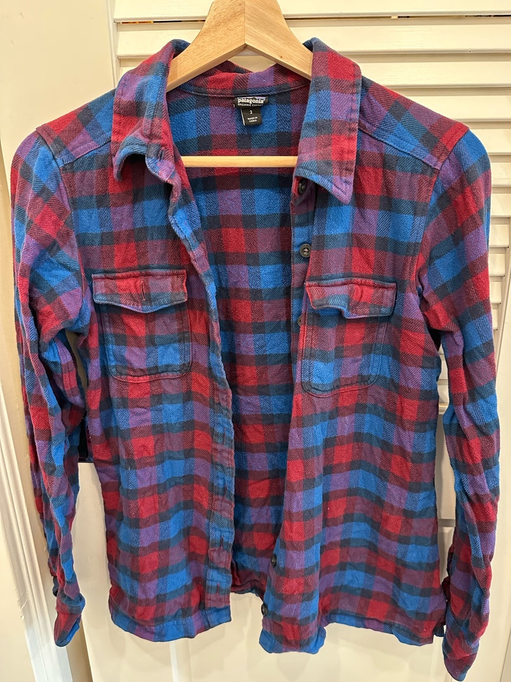 PATAGONIA Plaid Button-Up Shirt - Red & Blue